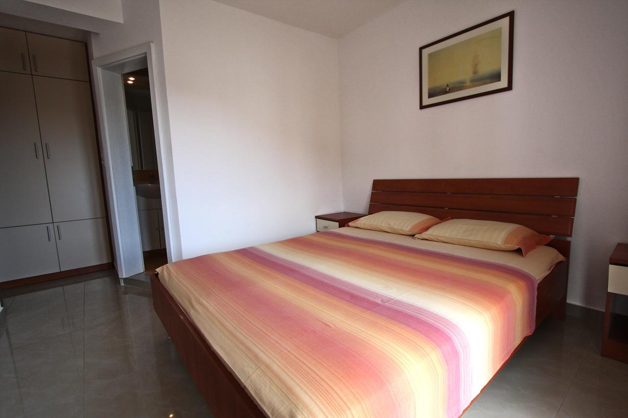 Apartmani Irena Petrovac Exterior photo